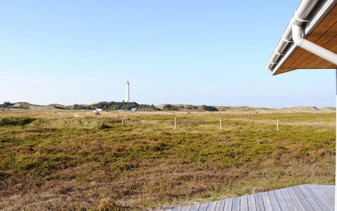 Sorella - 800M from the Sea: House, Roof, Home, Cottage, Shed, Garden Buildings, Siding, Yard, Log Cabin, Hut