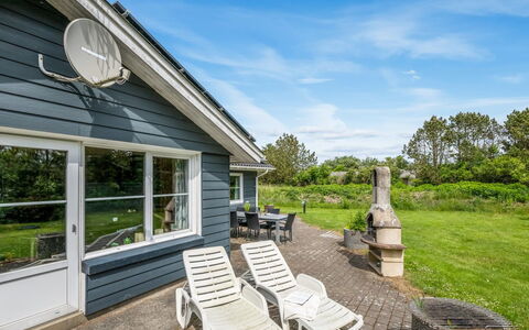 Ludvig - from the Sea: Grass, House, Roof, Home, Cottage, Shrub, Land Lot, Rural Area, Farmhouse, Groundcover