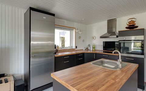 Iver - 600M to the Fjord: House, Roof, Home, Cottage, Shed, Garden Buildings, Siding, Yard, Log Cabin, Hut