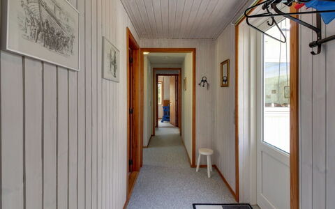 Iver - 600M to the Fjord: House, Roof, Home, Cottage, Shed, Garden Buildings, Siding, Yard, Log Cabin, Hut