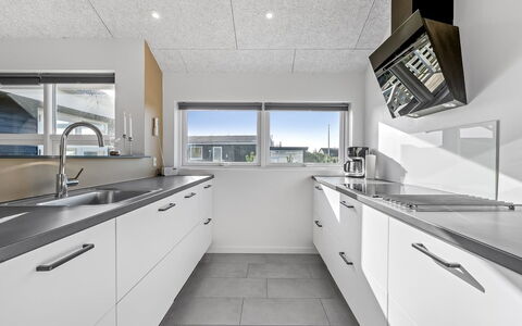 Niesina - from the Sea: Kitchen, Countertop, Flooring, Interior Design, Ceiling, Cabinetry, Floor, Sink, Major Appliance, Kitchen Appliance