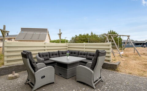 Drifa - 600M from the Sea: Roof, Land Lot, Cottage, Home, Rural Area, Shed, Siding, Garden Buildings, Log Cabin, Hut