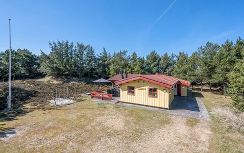 Yaris - 800M to the Fjord: Thatching, Cottage, House, Roof, Home, Farmhouse, Hut, Estate, Village