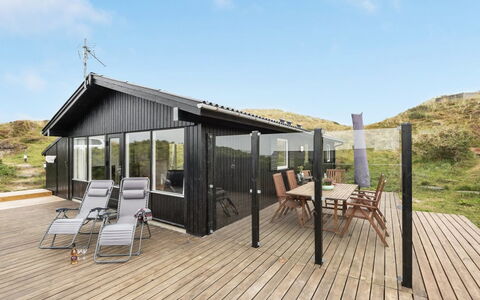 Hélène - 400M from the Sea: Plant Community, Sunlight, Herbaceous Plant, Garden, Plantation, Agriculture, Farm