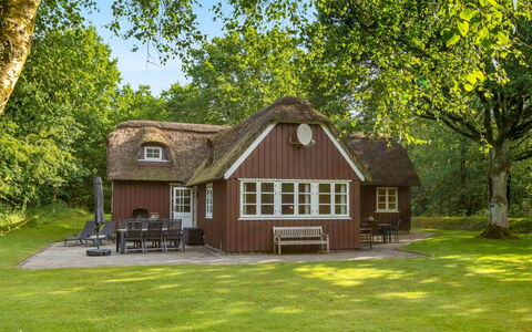 Fina - 15Km from the Sea: Cottage, Home, House, Roof, Porch, Estate, Siding, Garden Buildings, Farmhouse, Yard