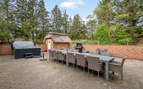 Nilla - 2.1Km from the Sea: Roof, Home, Cottage, Garden, Outdoor Furniture, Backyard, Yard, Landscaping, Shade, Chair
