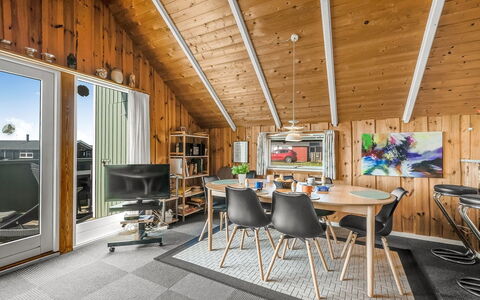 Sofie - 150M from the Sea: Wood, Ceiling, Interior Design, Flooring, Floor, Room, Chair, Living Room, Hardwood, Kitchen & Dining Room Table