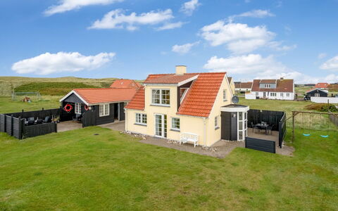 Dietlinde - 100M from the Sea: House, Roof, Home, Cottage, Shed, Garden Buildings, Siding, Yard, Log Cabin, Hut