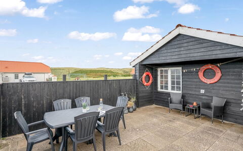 Dietlinde - 100M from the Sea: House, Roof, Home, Cottage, Shed, Garden Buildings, Siding, Yard, Log Cabin, Hut