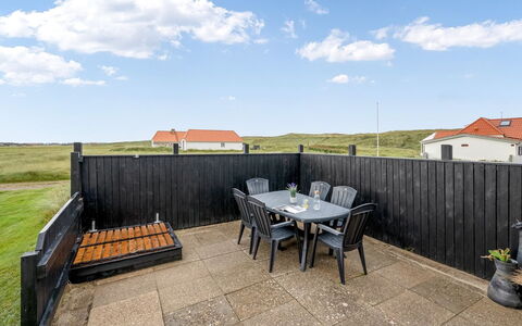 Dietlinde - 100M from the Sea: House, Roof, Home, Cottage, Shed, Garden Buildings, Siding, Yard, Log Cabin, Hut