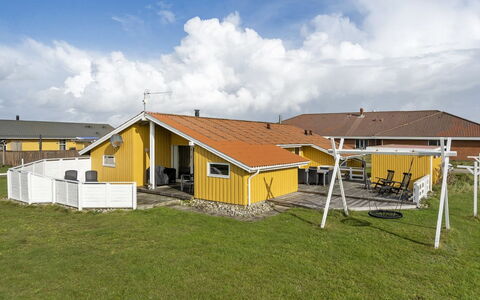 Hebba - 300M from the Sea: Cottage, Garden, Siding, Garden Buildings, Shade, Yard, Backyard, Lawn, Farmhouse, Landscaping