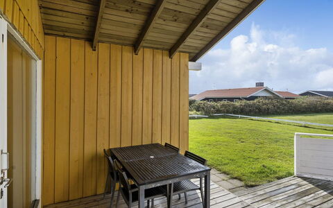 Hebba - 300M from the Sea: Cottage, Garden, Siding, Garden Buildings, Shade, Yard, Backyard, Lawn, Farmhouse, Landscaping