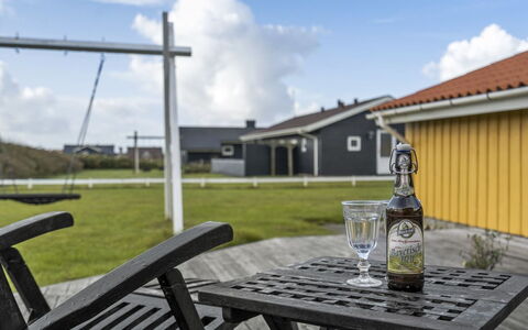 Hebba - 300M from the Sea: Cottage, Garden, Siding, Garden Buildings, Shade, Yard, Backyard, Lawn, Farmhouse, Landscaping