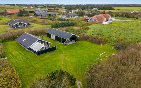 Kamile - 400M from the Sea: Cottage, Shed, Hut, Farmhouse, Prairie, Shack, Barn, Log Cabin, Garden Buildings