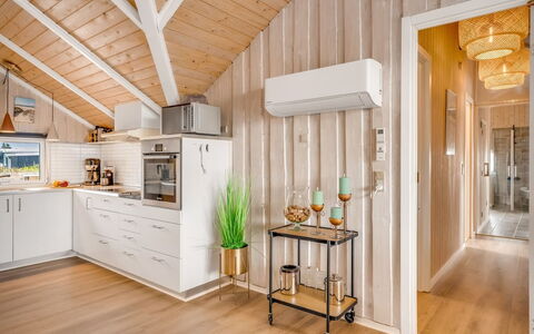 Doris - 150M from the Sea: Interior Design, Wood, Flooring, Ceiling, Furniture, Light Fixture, Floor, Lighting, Wood Flooring, Kitchen