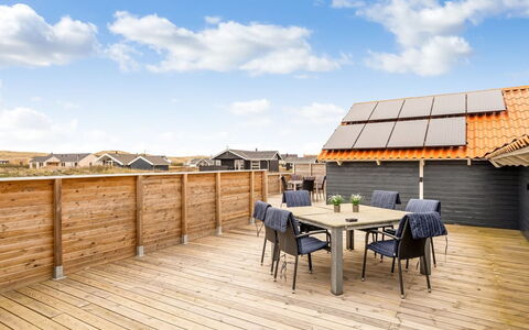 Doris - 150M from the Sea: Roof, Land Lot, Cottage, Home, Rural Area, Shed, Siding, Garden Buildings, Log Cabin, Hut