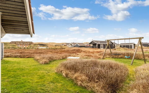 Doris - 150M from the Sea: Roof, Land Lot, Cottage, Home, Rural Area, Shed, Siding, Garden Buildings, Log Cabin, Hut