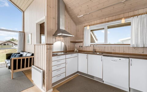 Cristine - 400M from the Sea: Wood, Ceiling, Flooring, Interior Design, Floor, Home, Kitchen, Room, Wood Stain, Hardwood