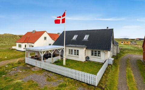 Orvo - 150M from the Sea: Cottage, Shed, Hut, Farmhouse, Prairie, Shack, Barn, Log Cabin, Garden Buildings