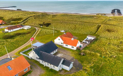 Orvo - 150M from the Sea: Cottage, Shed, Hut, Farmhouse, Prairie, Shack, Barn, Log Cabin, Garden Buildings