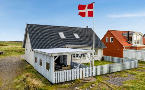 Orvo - 150M from the Sea: Cottage, Shed, Hut, Farmhouse, Prairie, Shack, Barn, Log Cabin, Garden Buildings
