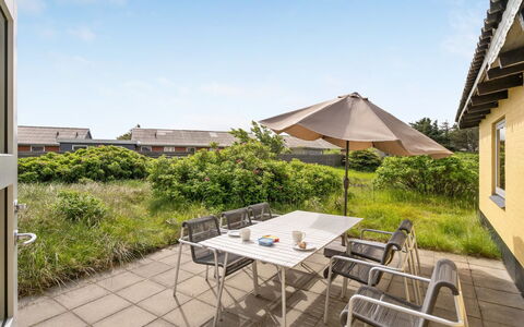 Suki - 650M from the Sea: Wood, Roof, Architecture, Home, House, Cottage, Siding, Hardwood, Slope, Estate