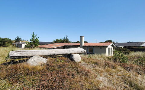 Suki - 650M from the Sea: Wood, Roof, Architecture, Home, House, Cottage, Siding, Hardwood, Slope, Estate