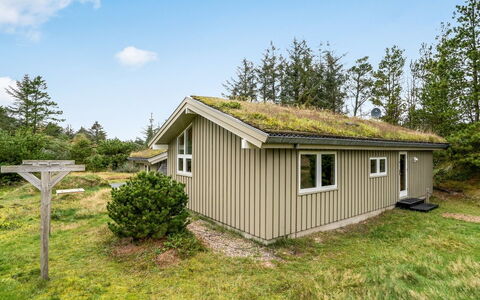 Hereth - 700M from the Sea: Building, House, Window, Home, Roof, Residential Area, Shrub, Cottage, Land Lot