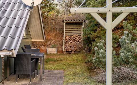 Ejla - 600M from the Sea: Shade, Garden, Backyard, Yard, Outdoor Furniture, Outdoor Structure, Siding