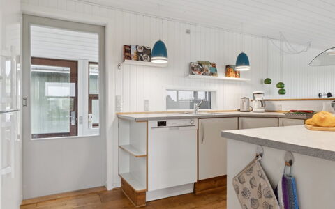 Jobst - 150M from the Sea: Flooring, Wood, Interior Design, Kitchen, Countertop, Ceiling, Floor, Furniture, Cabinetry, Room
