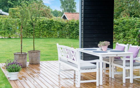 Dorthie - 800M from the Sea: Wood, House, Cottage, Home, Roof, Rural Area, Siding, Log Cabin, Garden Buildings, Hardwood