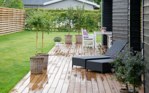 Dorthie - 800M from the Sea: Wood, House, Cottage, Home, Roof, Rural Area, Siding, Log Cabin, Garden Buildings, Hardwood