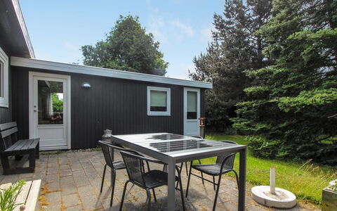 Frode - 400M from the Sea: Wood, House, Cottage, Home, Roof, Rural Area, Siding, Log Cabin, Garden Buildings, Hardwood