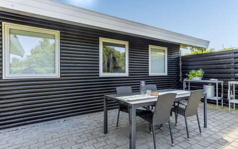 Allaine - 500M from the Sea: Wood, House, Cottage, Home, Roof, Rural Area, Siding, Log Cabin, Garden Buildings, Hardwood