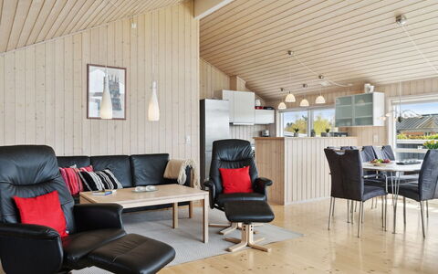 Swanhild - 900M from the Sea: Wood, House, Cottage, Home, Roof, Rural Area, Siding, Log Cabin, Garden Buildings, Hardwood