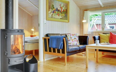 Lyra - 800M from the Sea: Grass, House, Roof, Home, Cottage, Shrub, Land Lot, Rural Area, Farmhouse, Groundcover