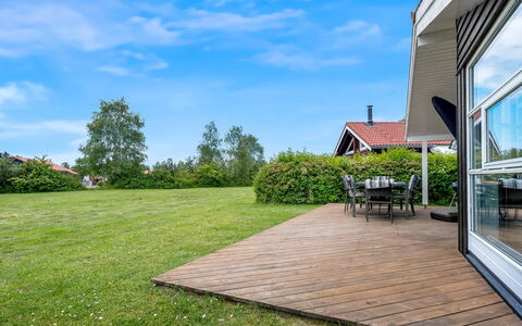 Birtir - 1.2Km from the Sea: Grass, House, Roof, Home, Cottage, Shrub, Land Lot, Rural Area, Farmhouse, Groundcover