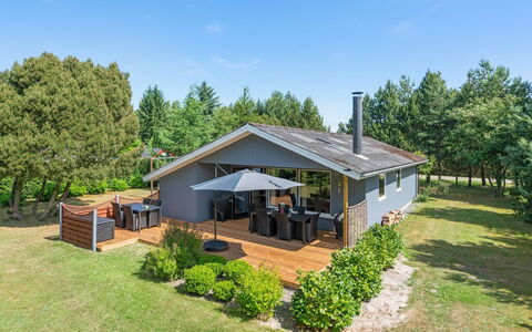 Filippa - 900M from the Sea: Wood, House, Cottage, Home, Roof, Rural Area, Siding, Log Cabin, Garden Buildings, Hardwood