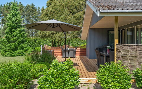 Filippa - 900M from the Sea: Wood, House, Cottage, Home, Roof, Rural Area, Siding, Log Cabin, Garden Buildings, Hardwood