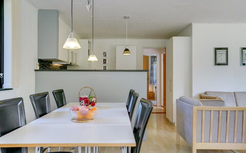 Filippa - 900M from the Sea: Wood, House, Cottage, Home, Roof, Rural Area, Siding, Log Cabin, Garden Buildings, Hardwood