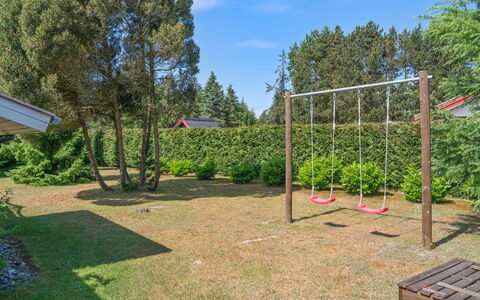 Filippa - 900M from the Sea: Wood, House, Cottage, Home, Roof, Rural Area, Siding, Log Cabin, Garden Buildings, Hardwood