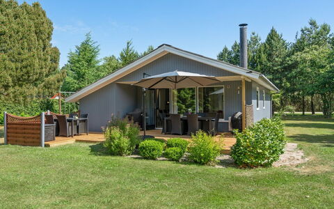 Filippa - 900M from the Sea: Wood, House, Cottage, Home, Roof, Rural Area, Siding, Log Cabin, Garden Buildings, Hardwood