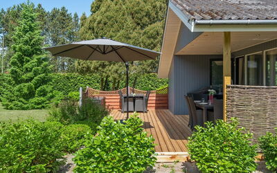 Filippa - 900M from the Sea