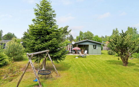 Odstanus - 575M from the Sea: Residential Area, Roof, Suburb, Driveway, Estate, Chimney