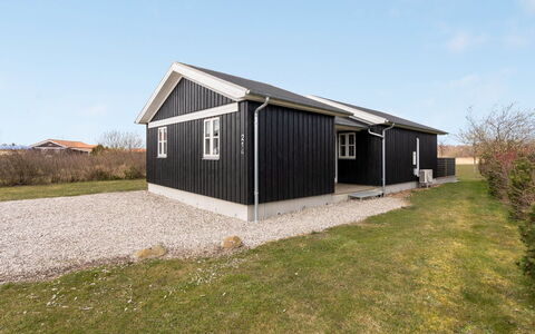 Evin - 800M from the Sea: House, Home, Roof, Cottage, Shrub, Siding, Door, Garden, Farmhouse