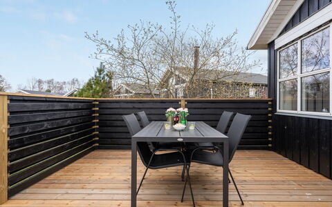 Evin - 800M from the Sea: House, Home, Roof, Cottage, Shrub, Siding, Door, Garden, Farmhouse