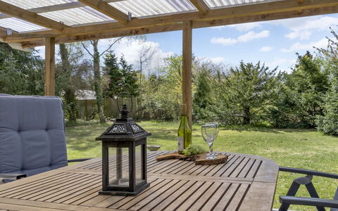 Delma - 750M from the Sea: Wood, House, Cottage, Home, Roof, Rural Area, Siding, Log Cabin, Garden Buildings, Hardwood