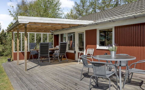 Delma - 750M from the Sea: Wood, House, Cottage, Home, Roof, Rural Area, Siding, Log Cabin, Garden Buildings, Hardwood