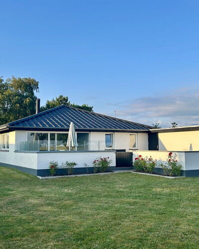 Mayla - 50M from the Sea