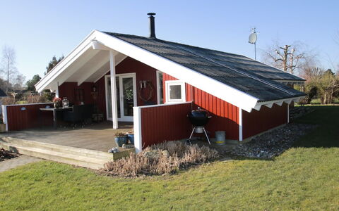 Akari - 400M from the Sea: House, Home, Roof, Residential Area, Cottage, Estate, Farmhouse, Lawn, Landscaping, Siding